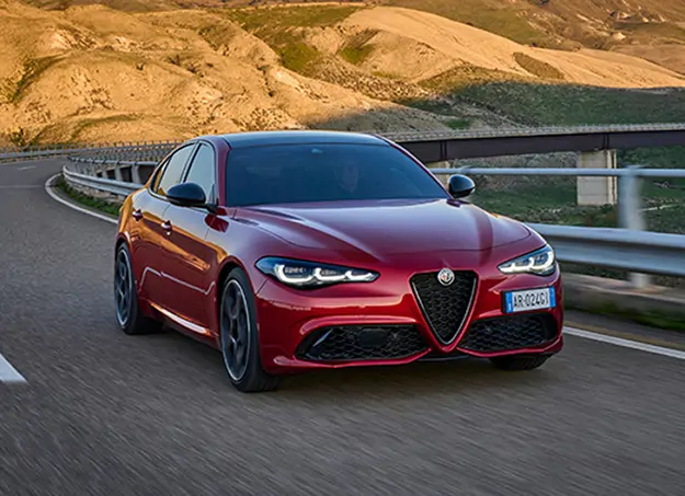 Amplitude-Auto-Alfa-Romeo-Giulia