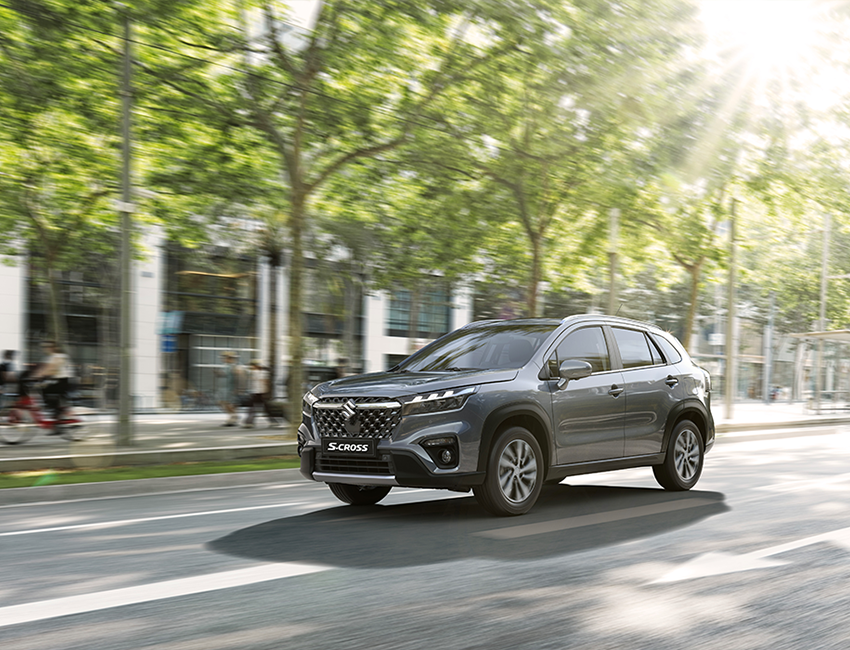 Amplitude-Auto-Suzuki-S-Cross-Hybrid